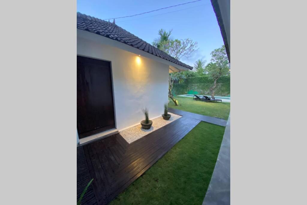 Villa Lola Seminyak  Exterior photo